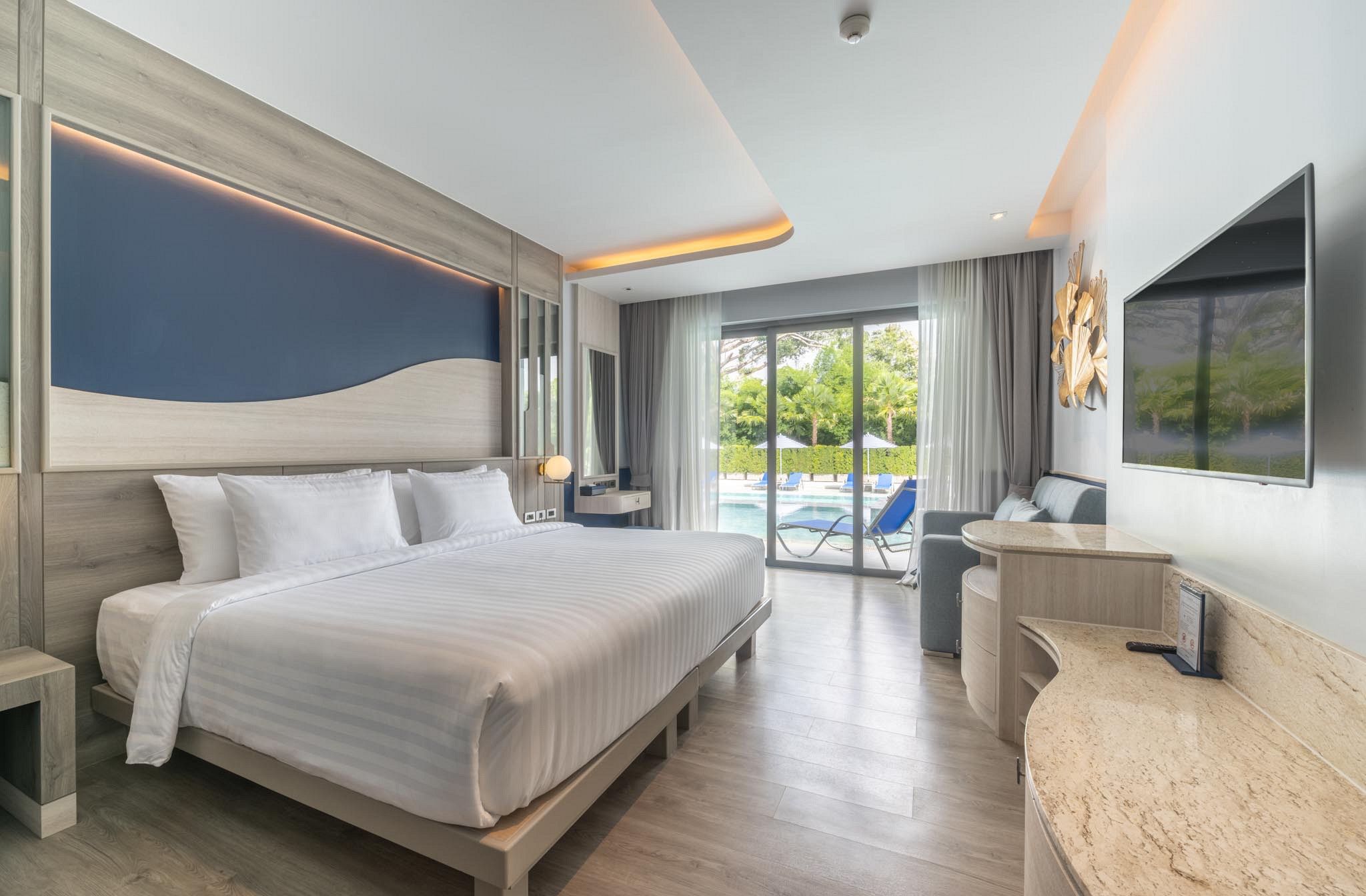 Seabed Grand Hotel Phuket — photo 2
