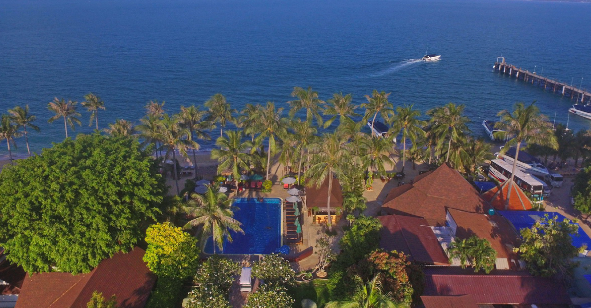 Coco Palm Beach Resort 
