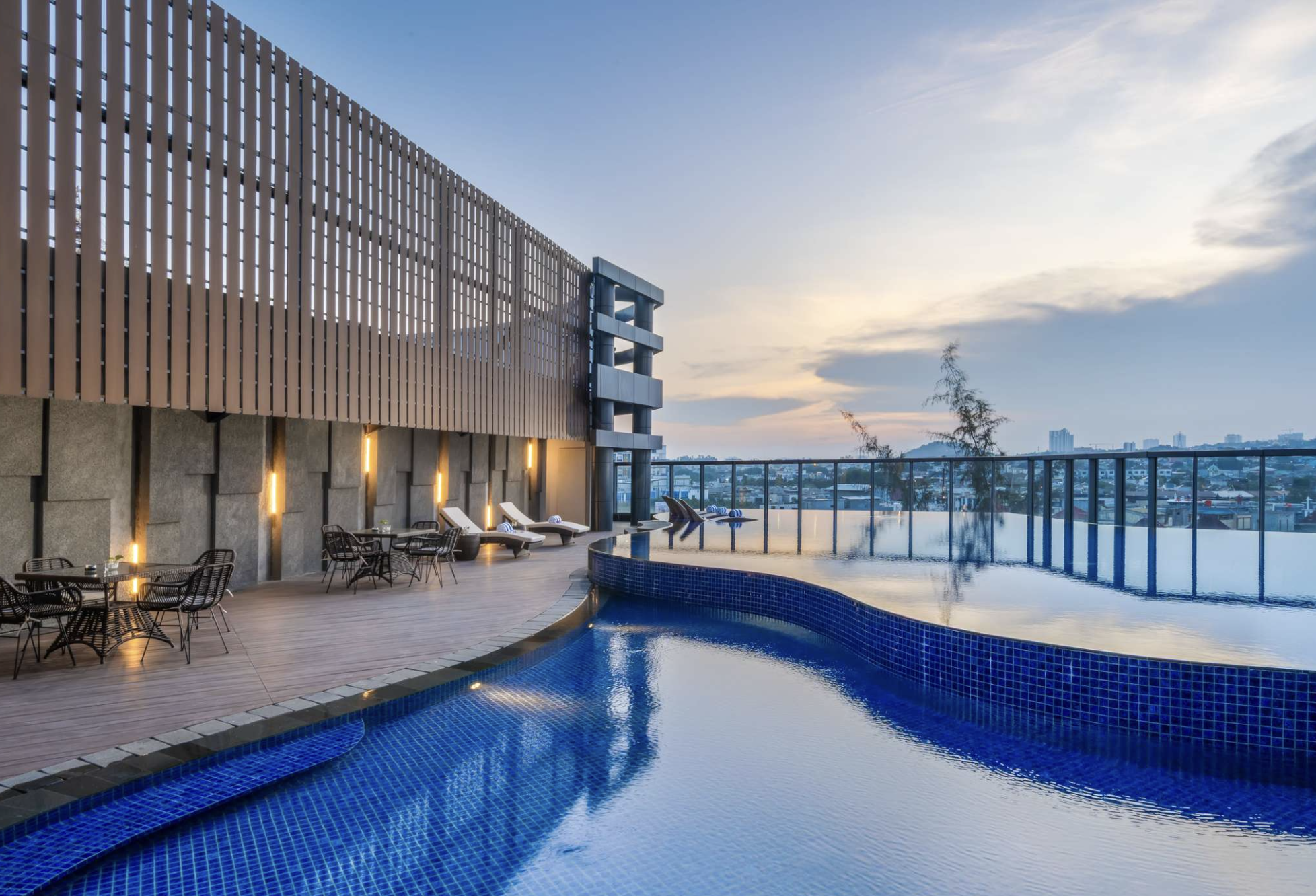 Grand Mercure Batam Centre