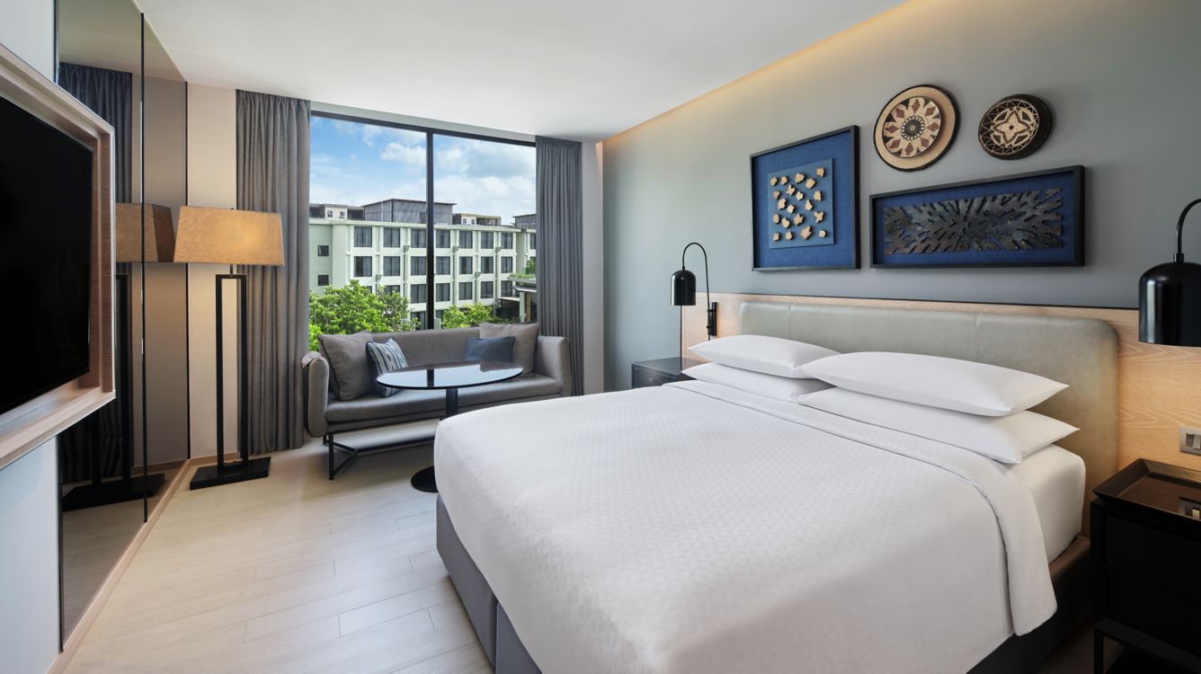 Four Points by Sheraton Phuket Patong Beach Resort — photo 2