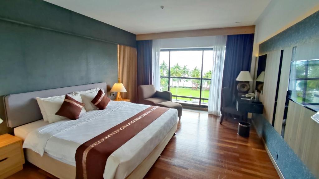 Batam View Beach Resort — photo 2