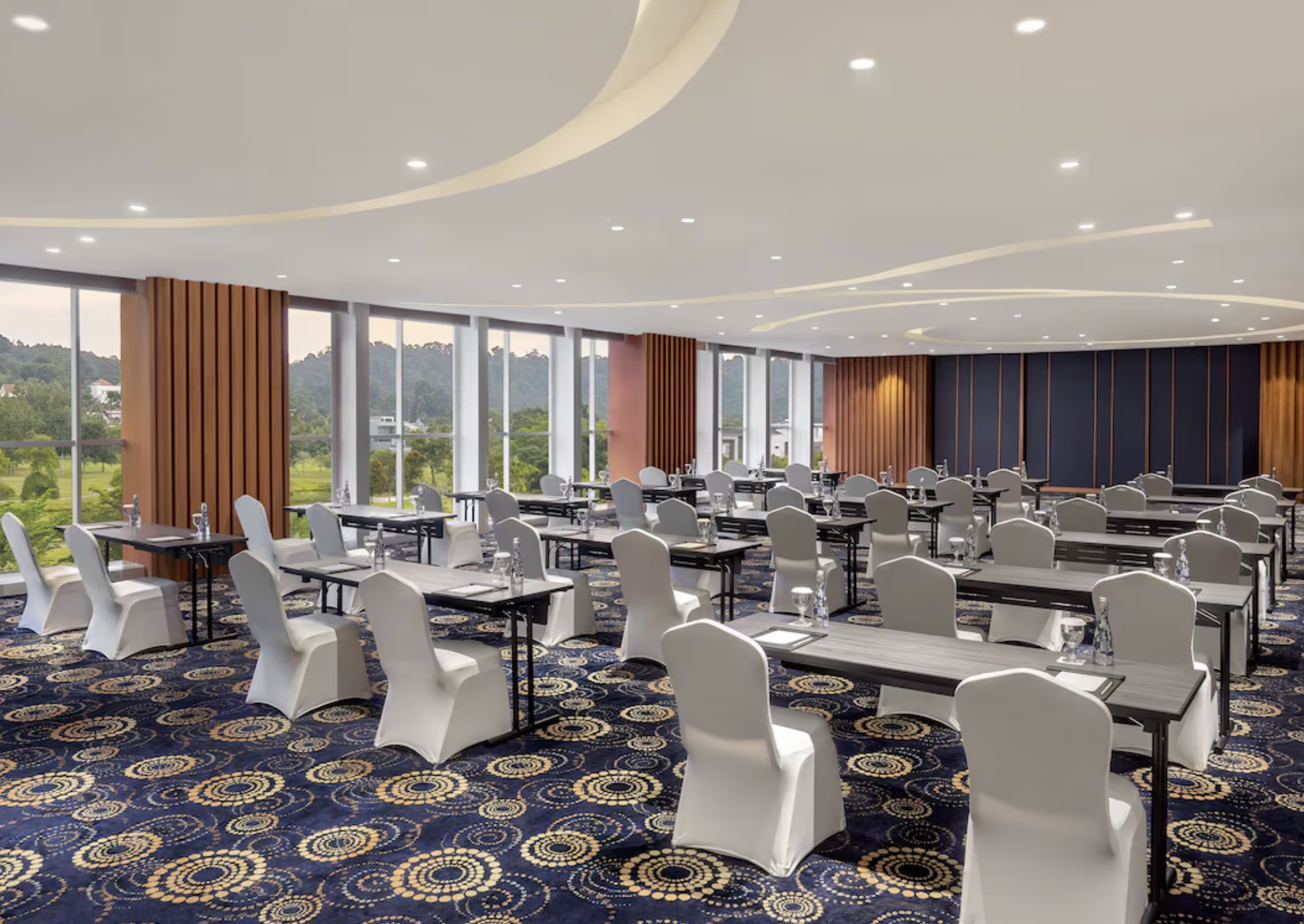 Radisson Golf & Convention Center Batam — photo 3