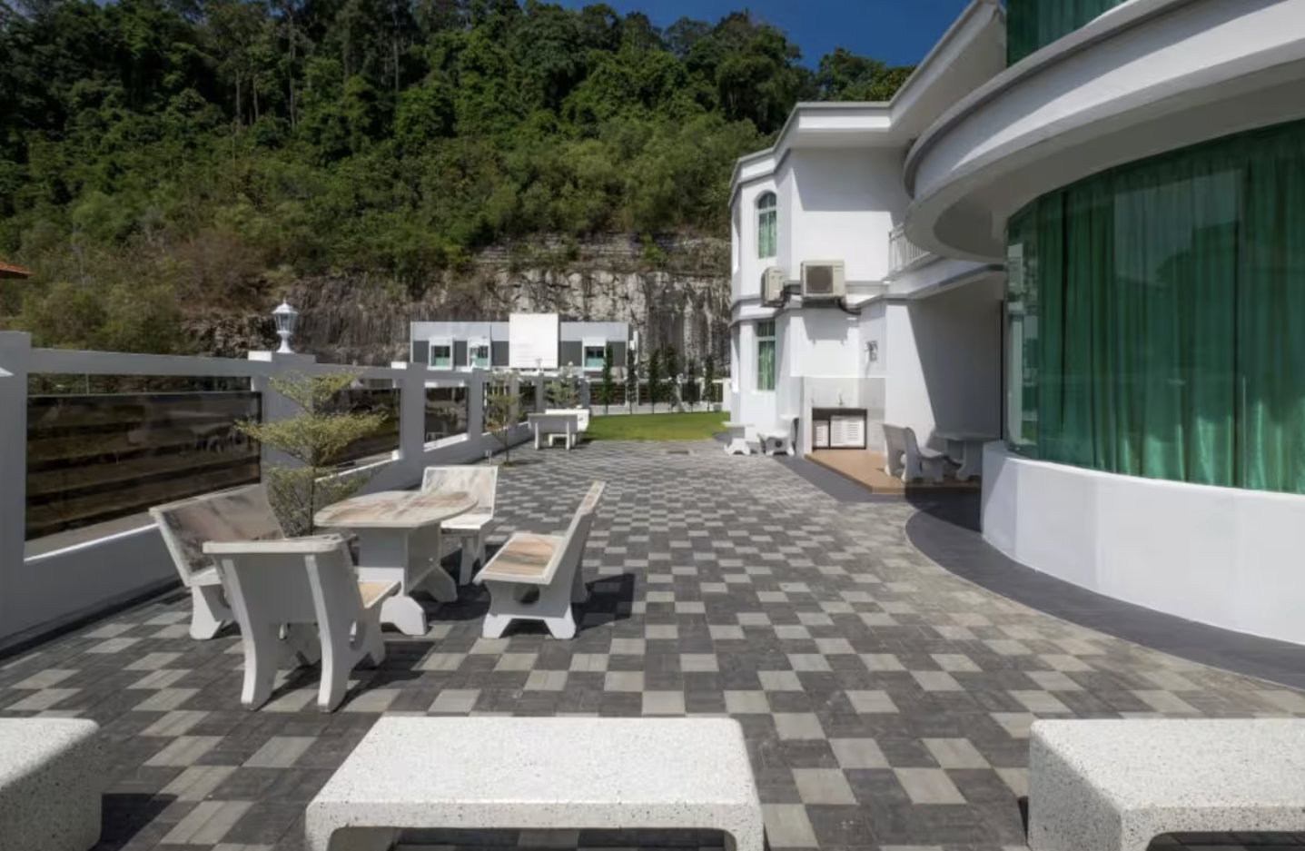 Villa in Tanjung Bungah, Penang — photo 3