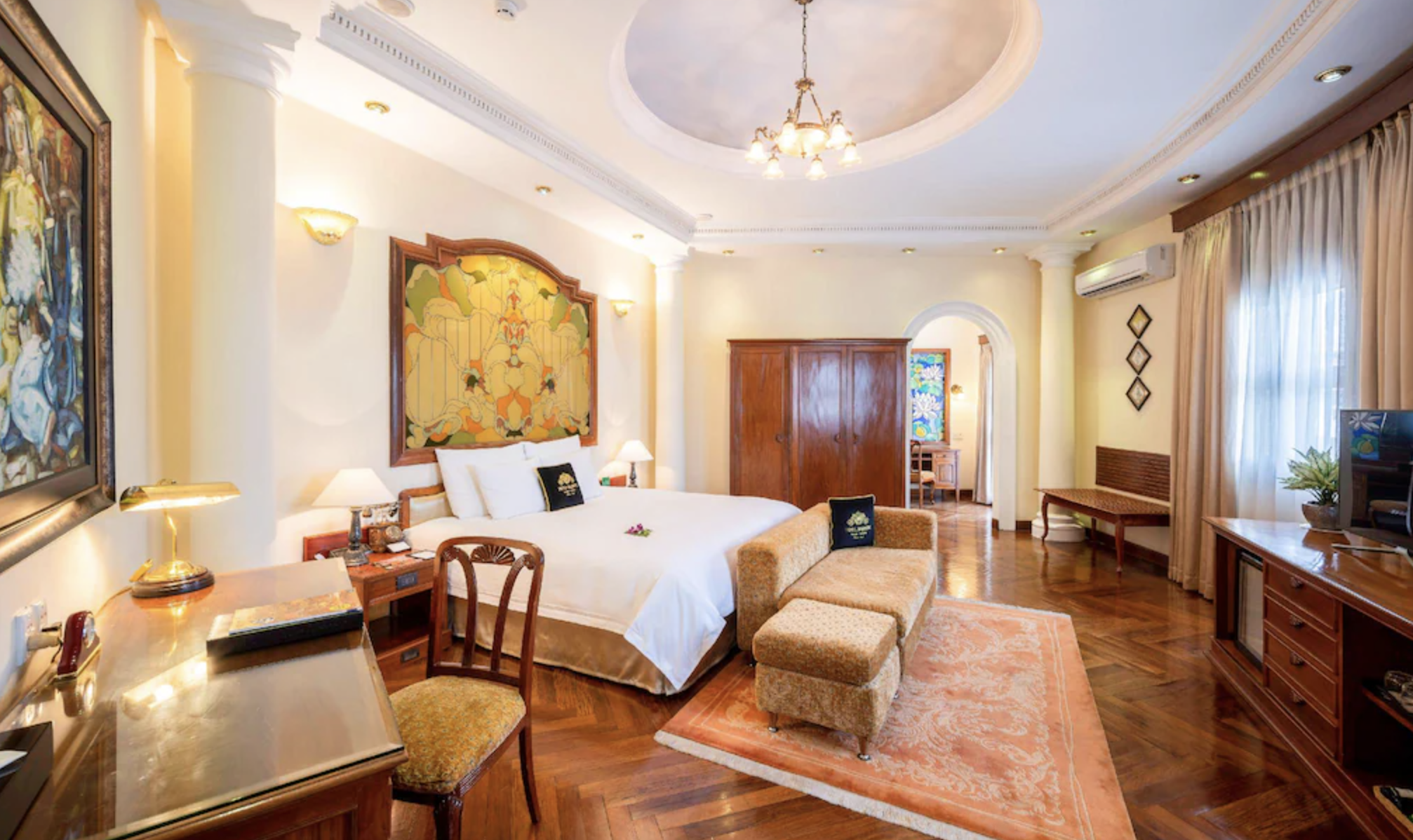 Hotel Majestic Saigon  — photo 2