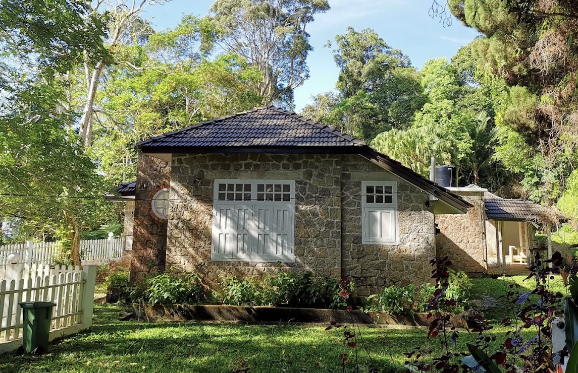 Penang Hill - Hillside Bungalow Retreat