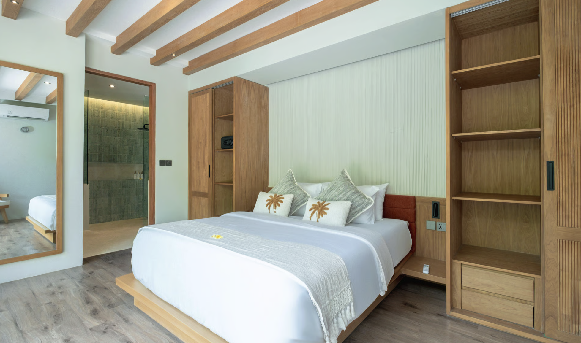 Villa The Urban Retreat Complex 12BR — photo 2